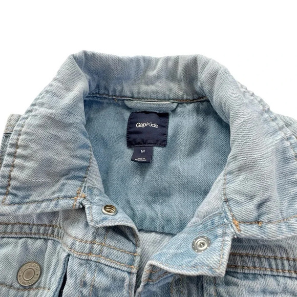 GAP || Girl's Denim Vest Light Wash Medium - Picture 3 of 6